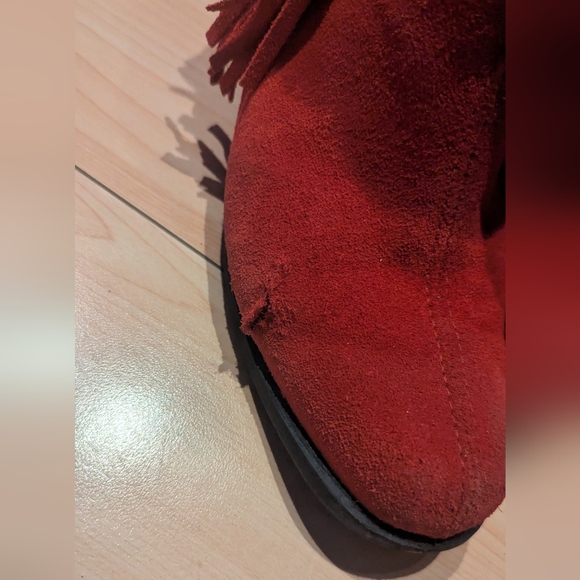 Vintage Red Fringe Suede Ankle Boots - Picture 8 of 9